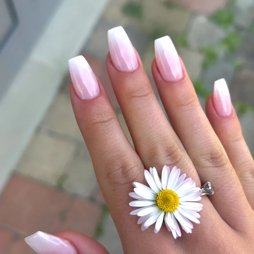 Baby boomer ombré rosa — Coccole Nail Bergamo